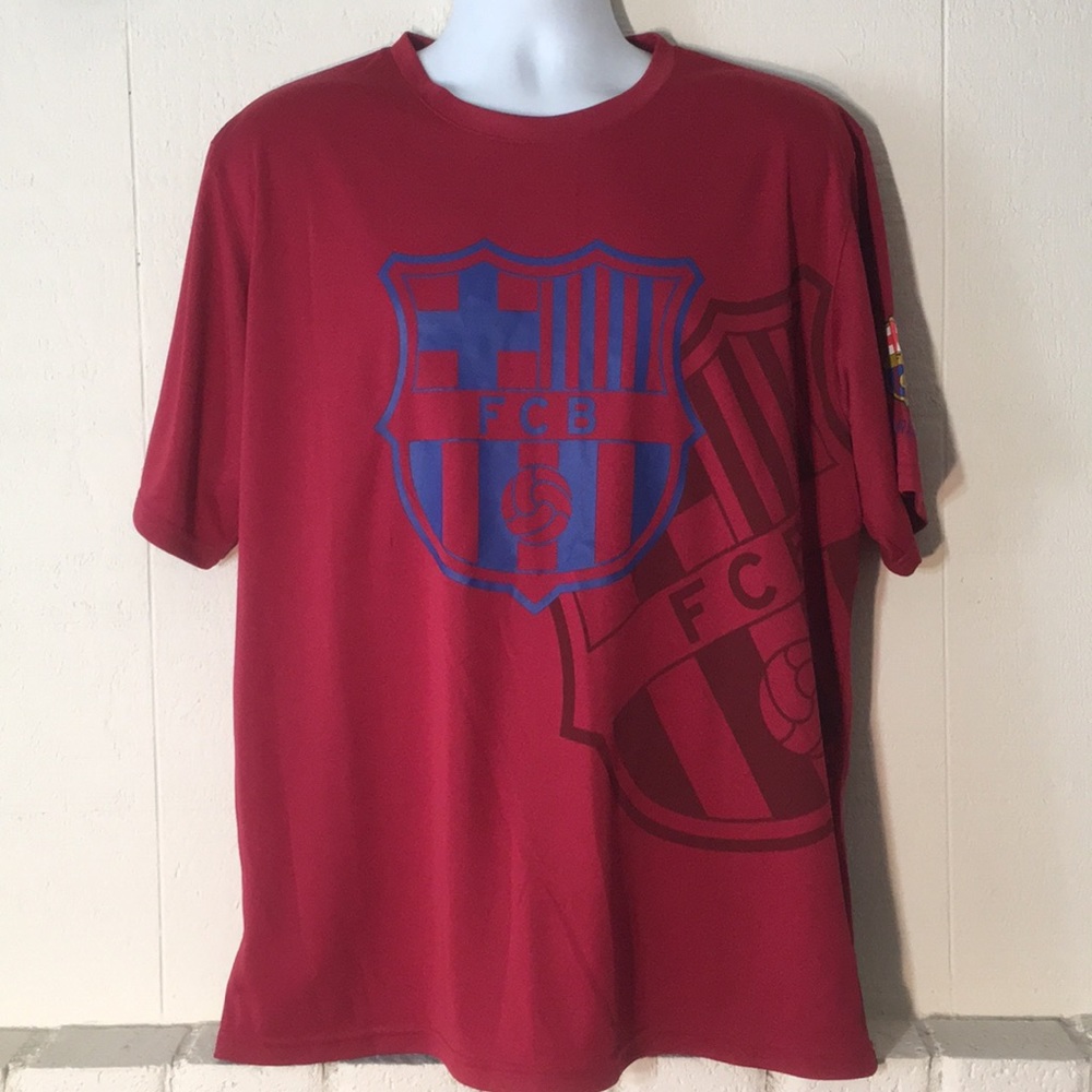 FCB BARCELONA SHIRT EXTRA LARGE RED.